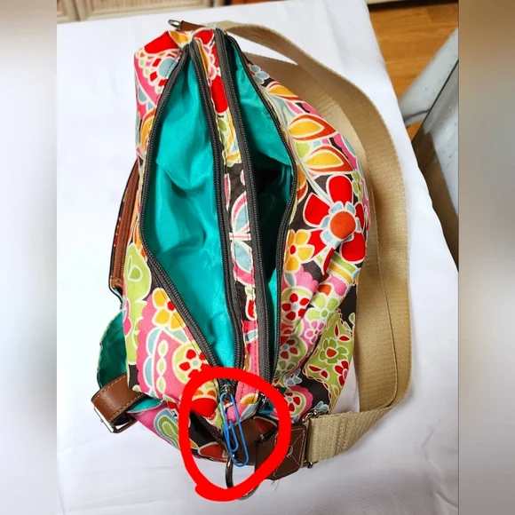 Lily Bloom floral purse - Picture 4 of 4